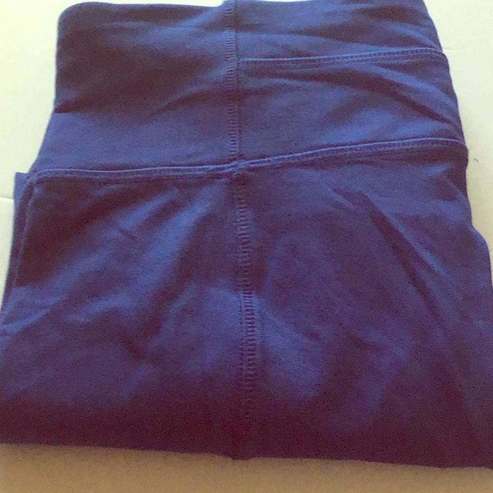 😍 Under Armour capri SHOP & Help 2 Shelters